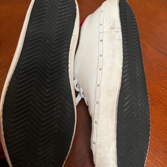 Shoes - Picture 4 of 4